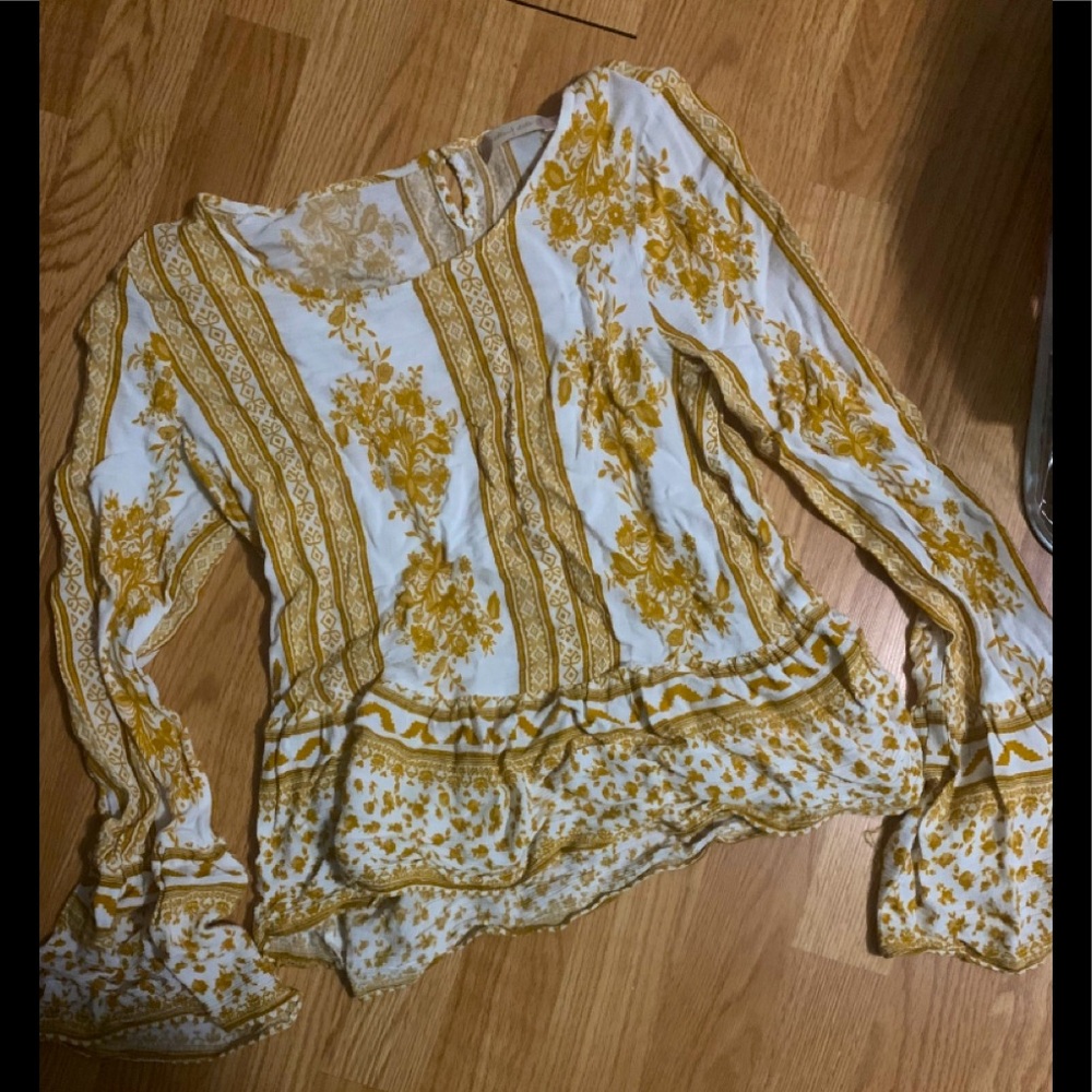 Altar’d state top